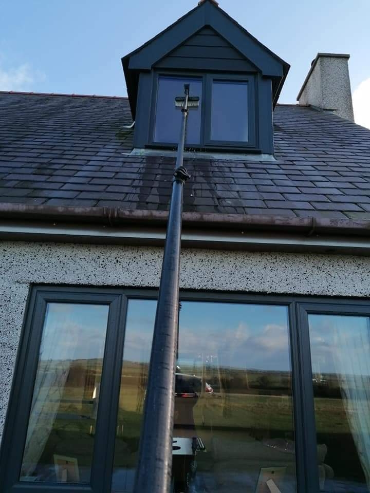Window cleaning, gutter cleaning. Holyhead, Llangaffo, Llangefni, Cemaes