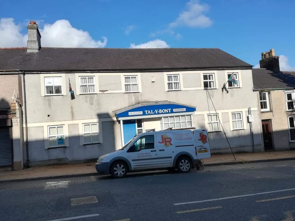 Window cleaning at various doctors surgeries Benllech, Llangefni and Llanerchymedd Anglesey
